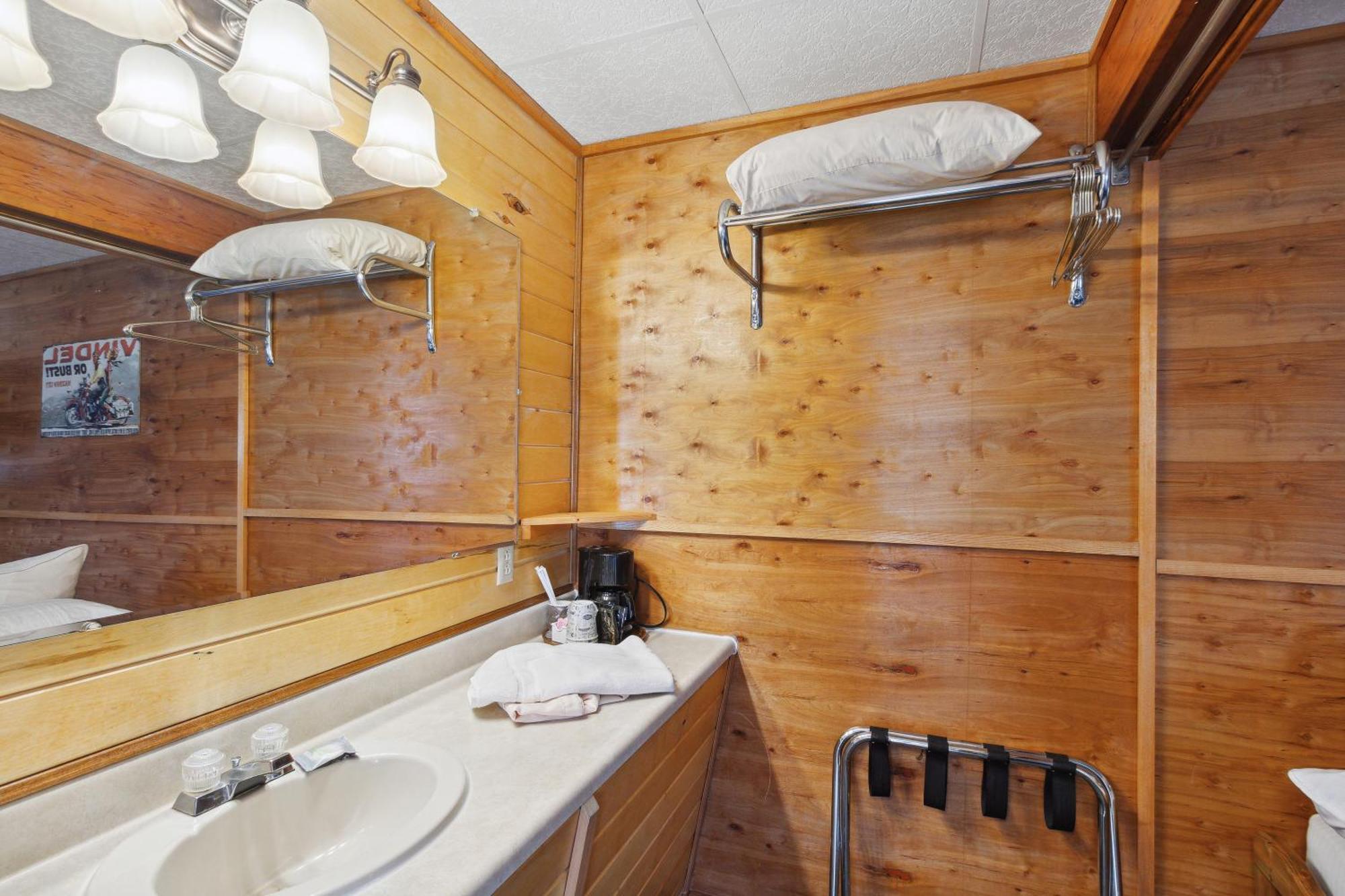 Vindel Motel Mackinaw City Extérieur photo