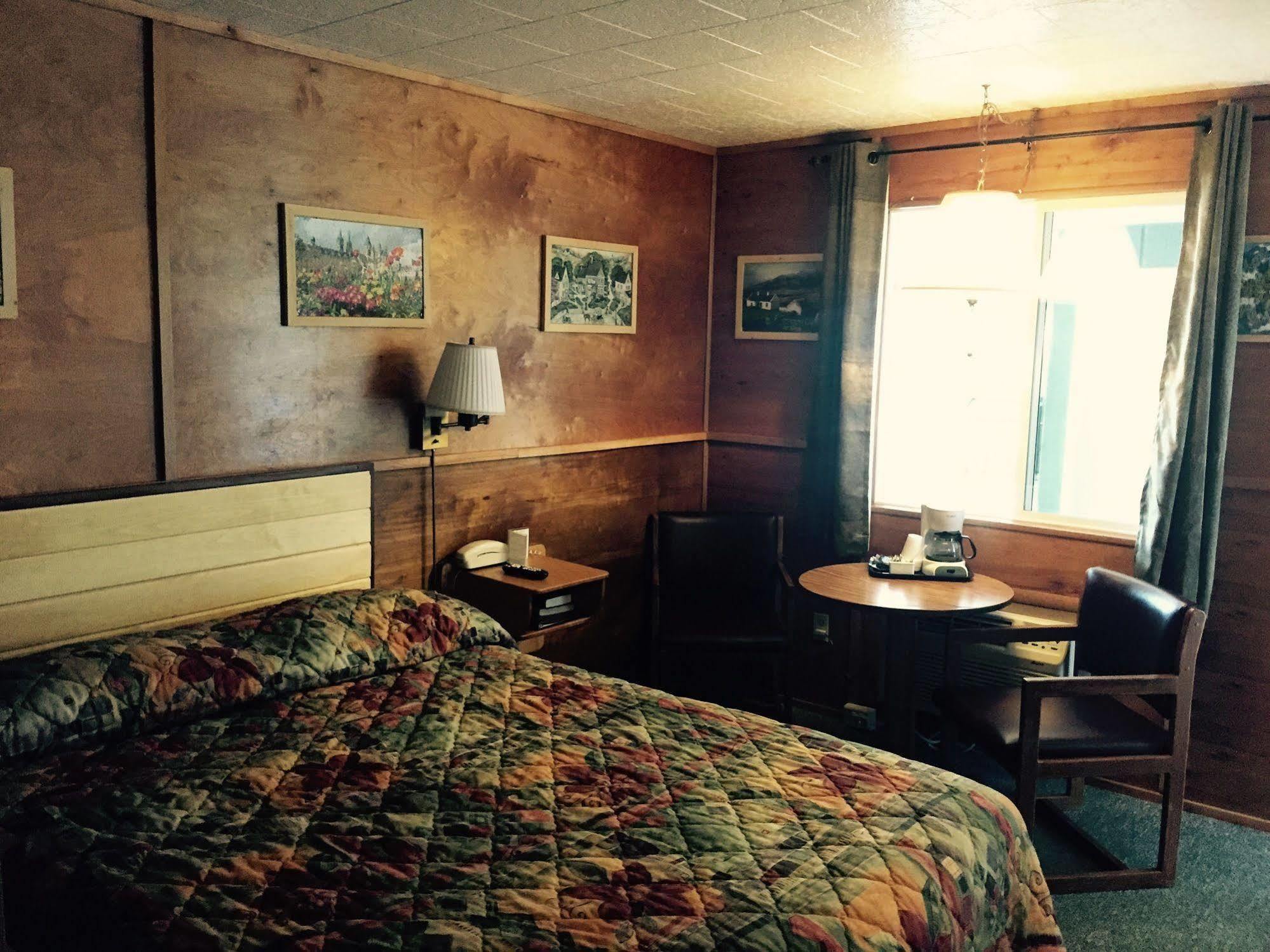 Vindel Motel Mackinaw City Extérieur photo