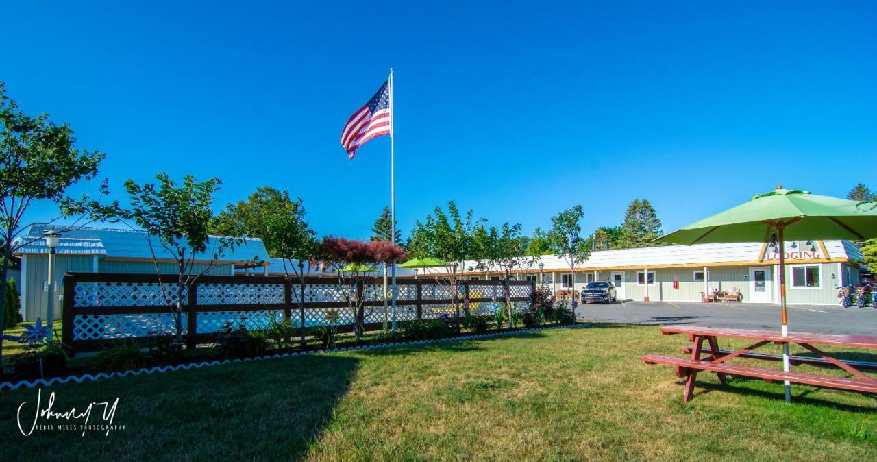 Vindel Motel Mackinaw City Extérieur photo